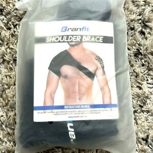 Shoulder brace New adjusta